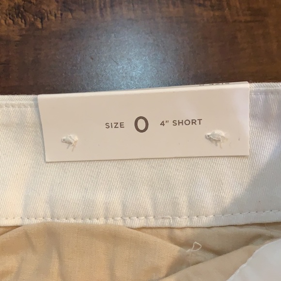 NWT 4” White LOFT Everyday Shorts - Picture 5 of 6